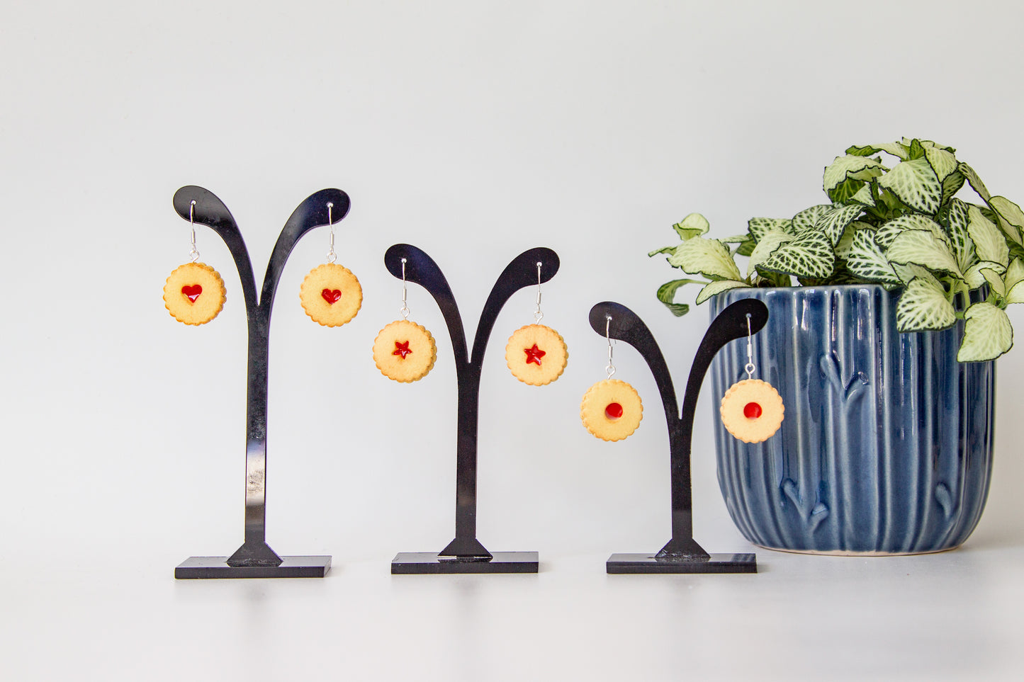 Shrewsbury Biscuits Dangles