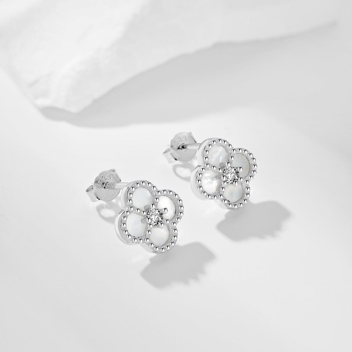Clove Studs
