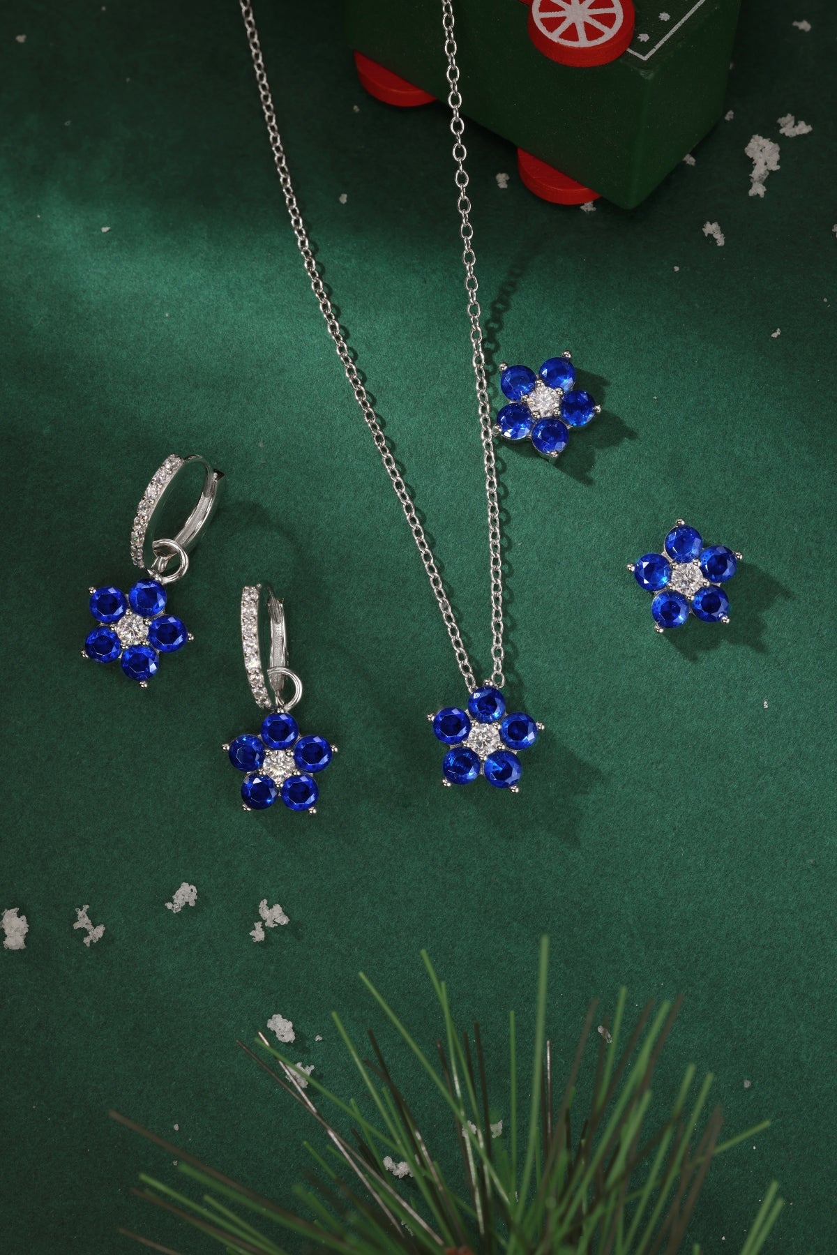 Flora Studs
