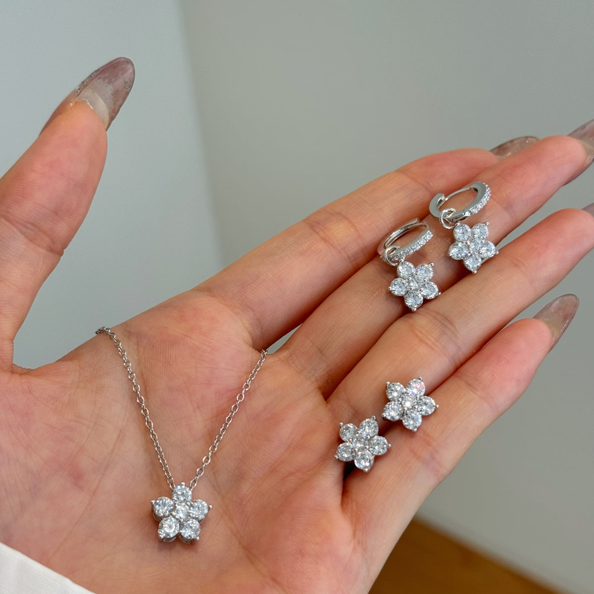 Flora Studs