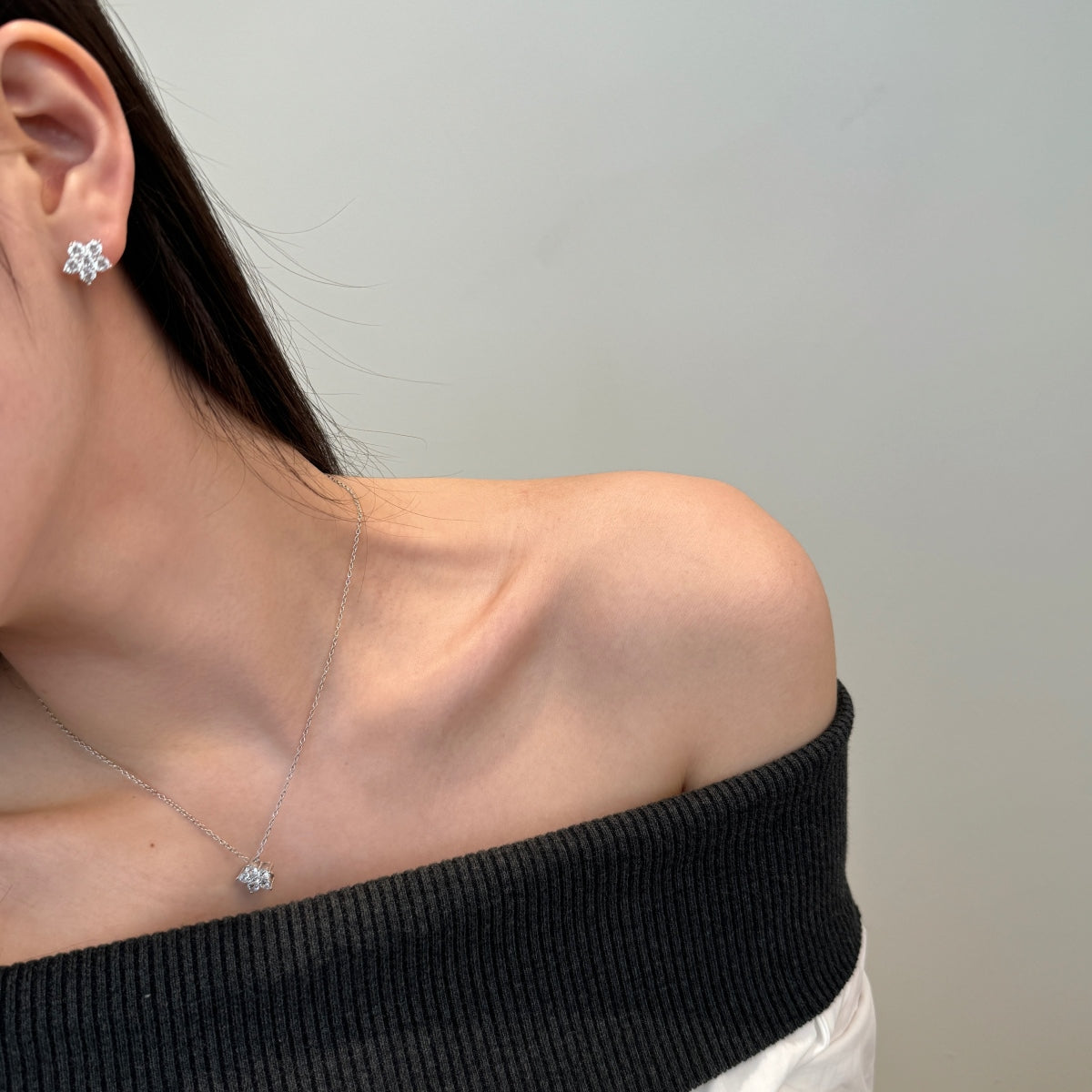 Flora Studs