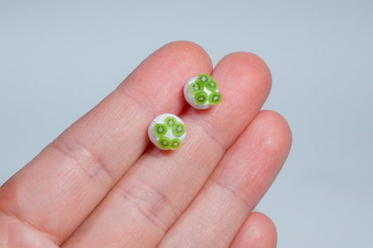 Pavlova Studs